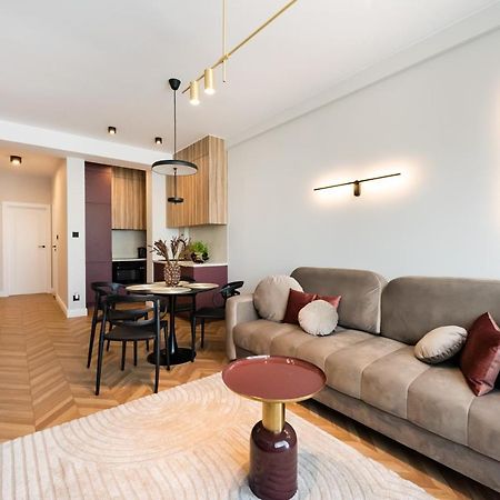 Remarkable City Centre Apartment Βαρσοβία Εξωτερικό φωτογραφία