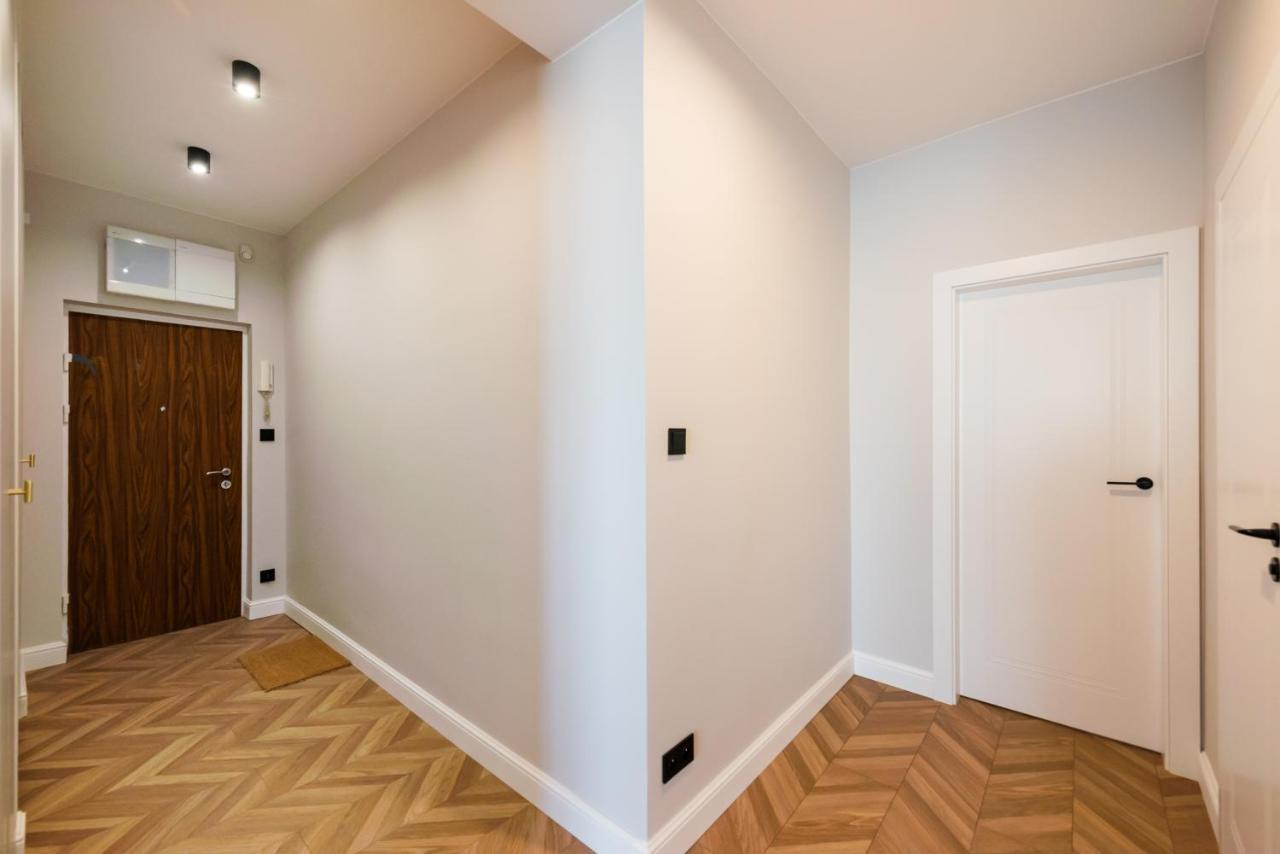 Remarkable City Centre Apartment Βαρσοβία Εξωτερικό φωτογραφία