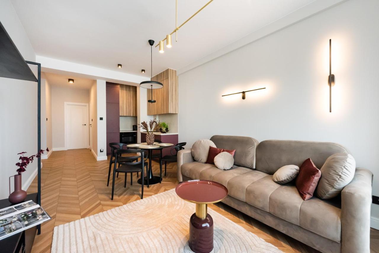 Remarkable City Centre Apartment Βαρσοβία Εξωτερικό φωτογραφία